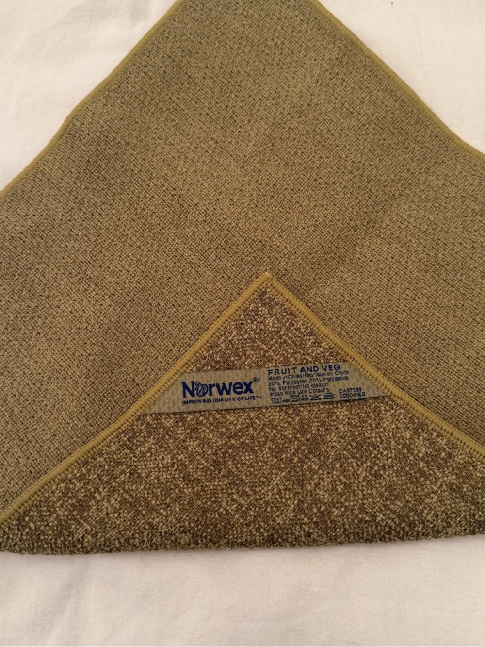 like new condition Norwex Olive Green Fruit & Veg Microfiber Cloth